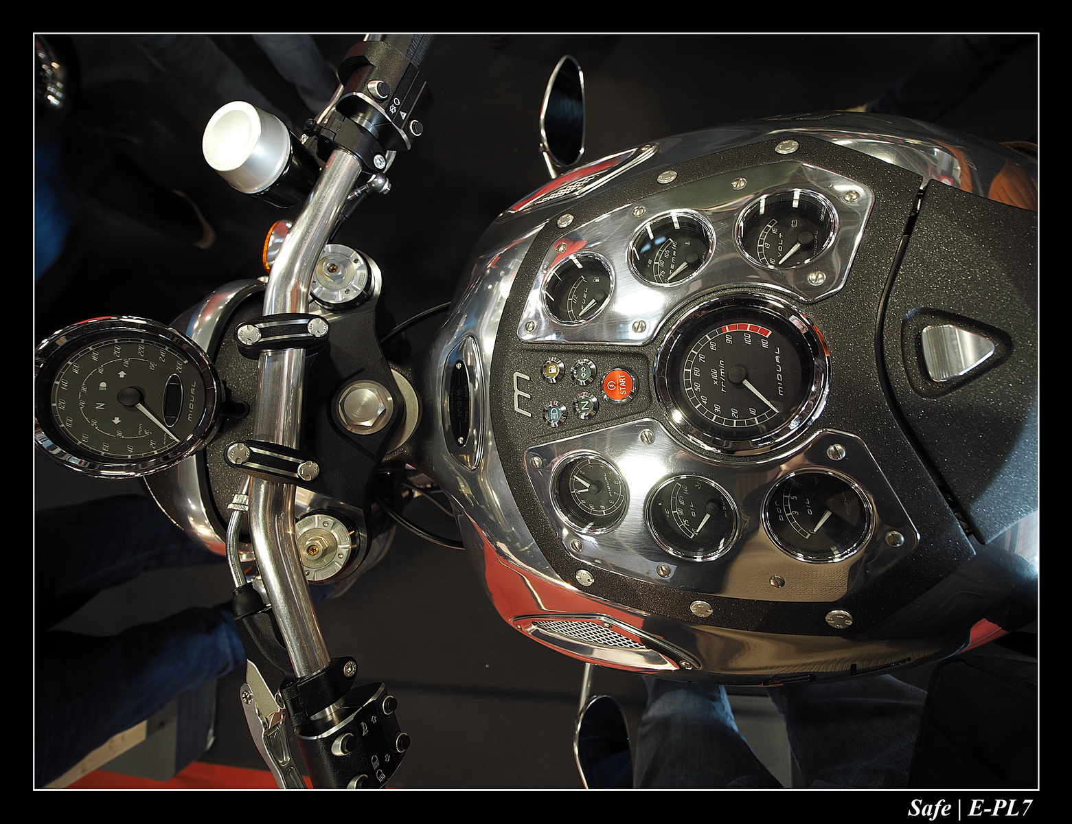 2020 - 02 - Retromobile 004